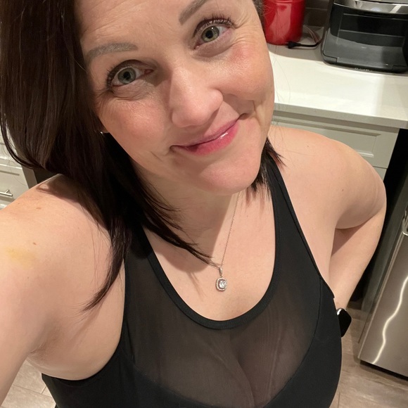 Meet your Posher, Maria - Picture 3 of 6